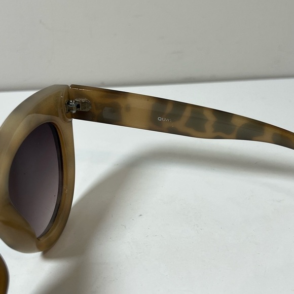 QUAY x SHAY Jinx Nomadchic Mitchell Sunglasses Desert Leopard MCM Glasses EUC - Picture 6 of 11